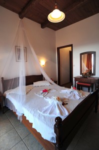 kavousi-resort room (5)